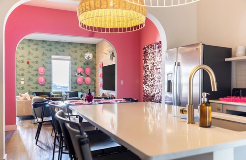 Five Points House | Curated Bachelorette Retreat w/Balcony, Glam Room, Roof | Close to Downtown!