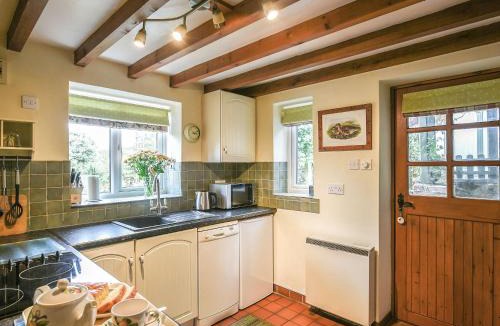 Bromlow House | Curlew Cottage