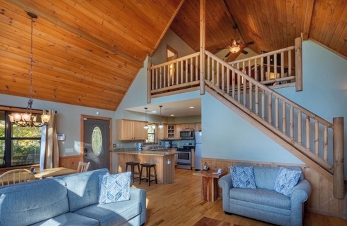 Bryson City Cabin | Customer Appreciation Year! See Discount information in Ad