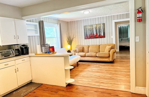Paw Creek House | *Cute Ranch Near U.S. Whitewater Center*