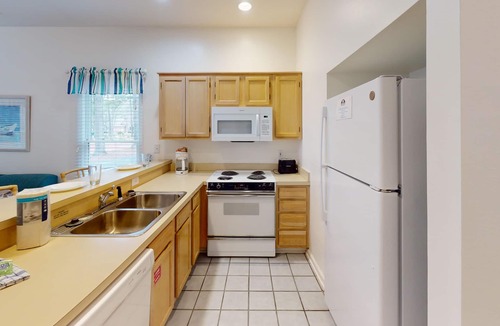 Sea Trail Condo | CV17D, Tee Off in Style, Golf Views, Relaxing Villa Comfort