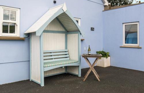 Laugharne House | Cwtch Forge Cottage