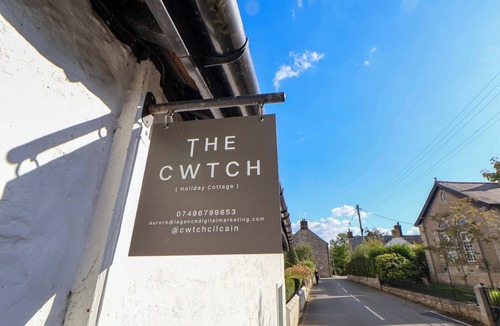 Cilcain Cottage | Cwtch