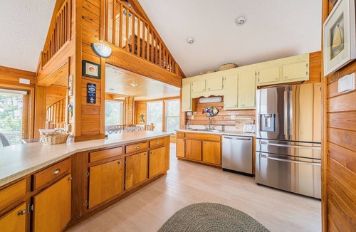 Duck House | D0216 Just For Fun. Pool open 5/4 w/Pool Heat Option, Close to Downtown Duck