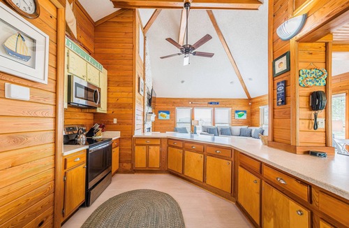 Duck House | D0216 Just For Fun. Pool open 5/4 w/Pool Heat Option, Close to Downtown Duck