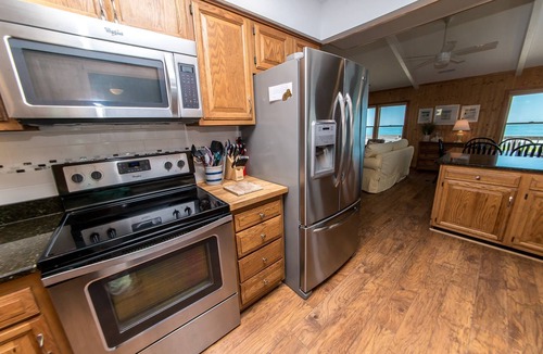 Duck House | D0272 Breakaway. Sanderling, Oceanfront, PETS OK, WiFi!