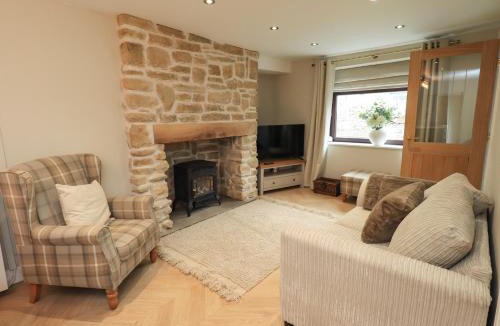 Holme House | Dana House
