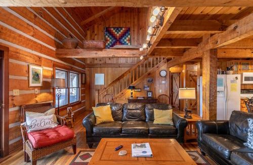 Boone House | Daniel Boone Lodge