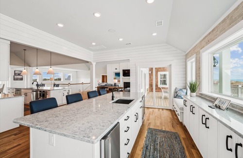 Colington House | Daniels - Brand New Luxury Oceanfront Home