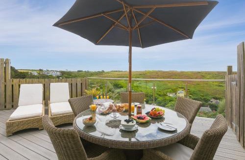 Mullion House | Daphne