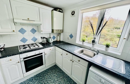 Keynsham Apartment | Dapps Hill Haven