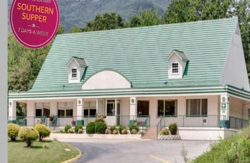 Candler Hotel | Days Inn by Wyndham Asheville West
