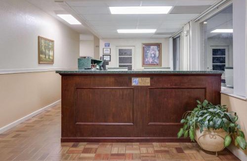 Candler Hotel | Days Inn by Wyndham Asheville West