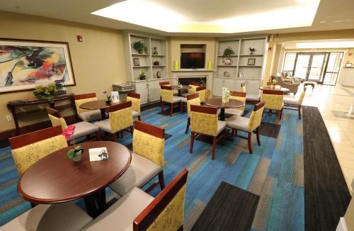 Haw River Hotel | Days Inn by Wyndham Burlington East