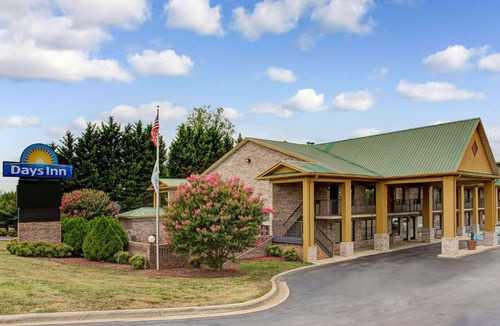 Conover Hotel | Days Inn by Wyndham Conover-Hickory