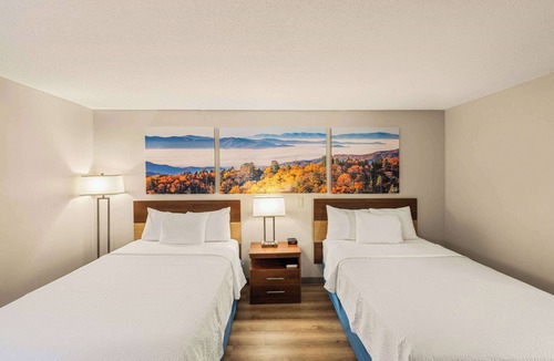 Morrisville Hotel | Days Inn by Wyndham Raleigh-Airport-Research Triangle Park
