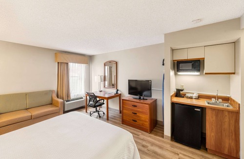 Morrisville Hotel | Days Inn by Wyndham Raleigh-Airport-Research Triangle Park