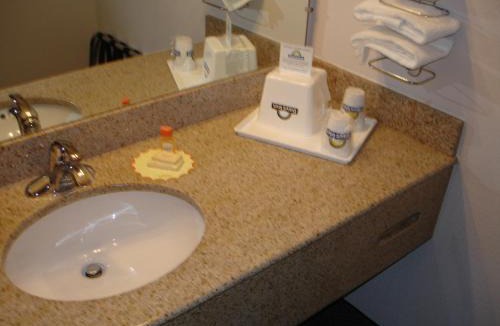 Northwest Raleigh Hotel | Days Inn by Wyndham Raleigh Glenwood-Crabtree