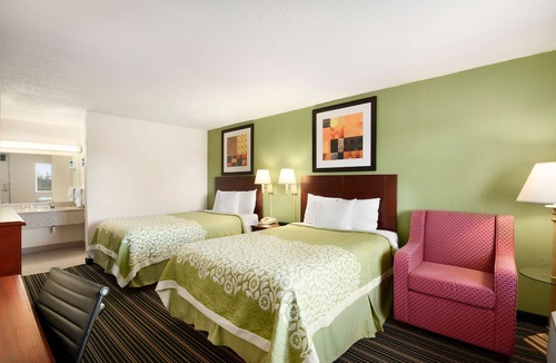 Shelby Hotel | Days Inn by Wyndham Shelby
