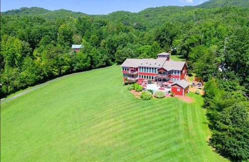 Bryson City House | Deep Creek Manor