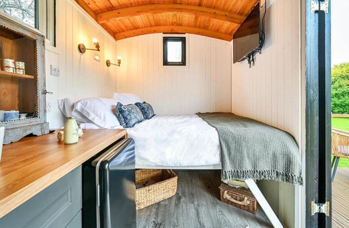 Blackham House | Deer Shepherds Hut
