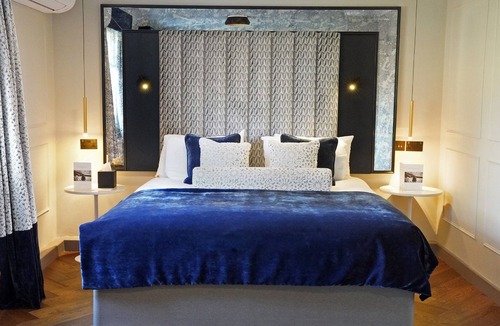 Uxbridge Hotel | Denham Grove