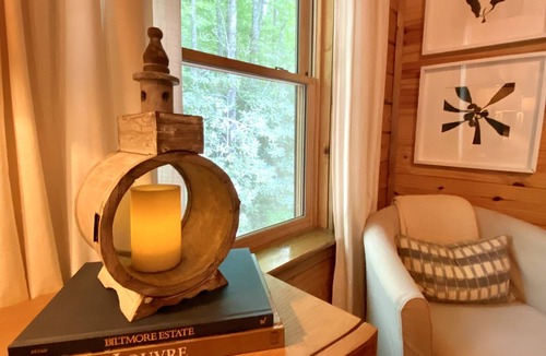 Cashiers Cabin | Designer Log Cabin - Outdoor Fire Pit - Resort Amenities