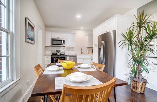 Dilworth House | Dilworth Cottage - Walk to Panthers Stadium and Uptown Attractions! Fire Pit, BBQ, & Pet Friendly!
