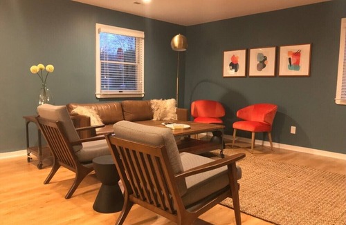 Dilworth House | Dilworth - Updated 8 BR, 4 BA Close to City-Center