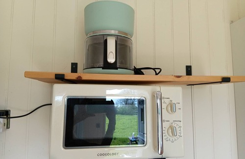Helston Cabin | Dinky's Den, a beautiful tiny home