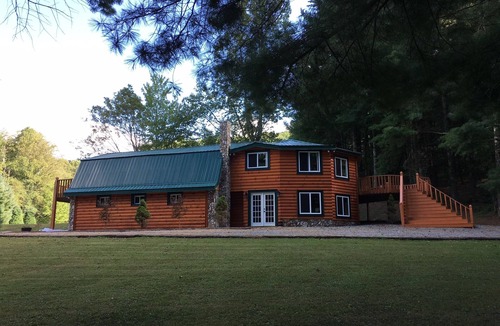 Sparta House | Discounts available for extended stays.