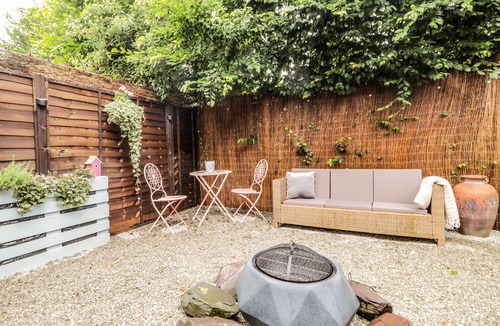Five Oak Green Cottage | Ditsys Den