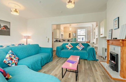 Swanage House | Dizzy Heights Spacious Swanage House Sleeps 10