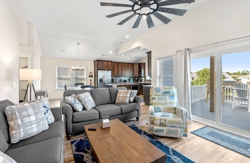 Colington Harbour House | Dockside Dream: Canalfront, Hot Tub, Elevator