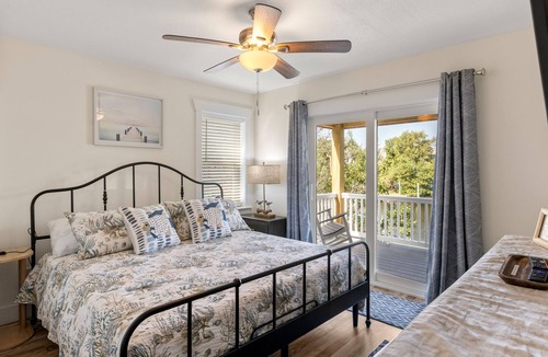 Colington Harbour House | Dockside Dream: Canalfront, Hot Tub, Elevator