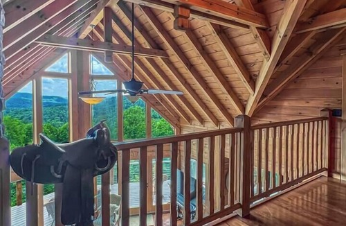 Wilkes County Cabin | Doe Mountain Lodge