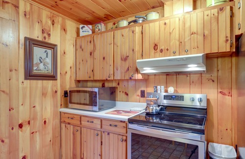 Burnsville House | Dog-Friendly Burnsville Home w/Patio & Trails!