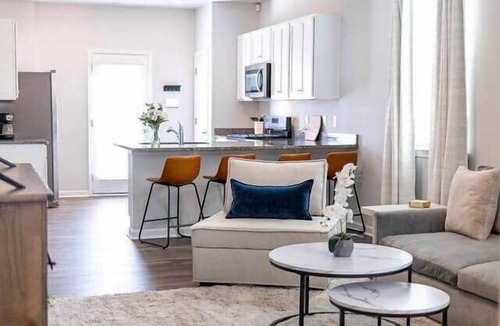 Wilmington House | Dog-Friendly Coastal Retreat