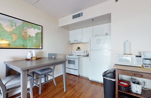 Wilmington Historic District Condo | Dog-friendly downtown condo with riverfront balcony - walk to shops & eateries