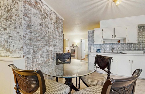 Horse Shoe House | Dog-friendly farm cottage with patio, walk to dining & Ecusta Trail, ac