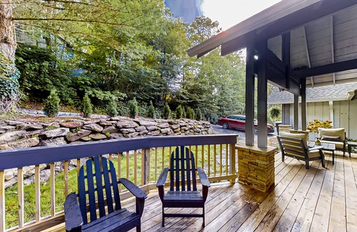 Highlands House | Dog-friendly home with private deck, outdoor fireplace, & immaculate interior