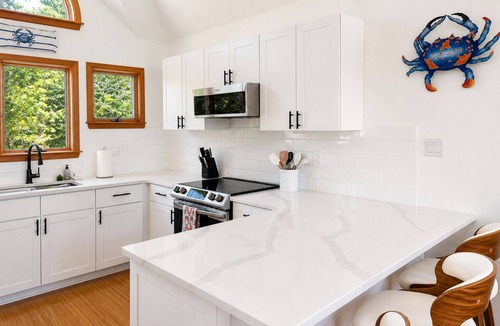 Monteray Shores House | Dog Friendly semi sound front beach-home with pool &hot tub 5min walk to beach