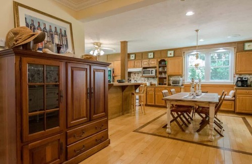 Hendersonville House | Dog Friendly~Sleeps 9~Firepit~Pool Table~$375 Free Activities Daily