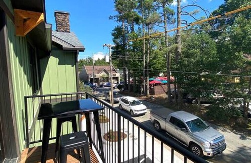 Blowing Rock Apartment | Dogwood on Main St, Downtown Blowing Rock, Balcony, Parking