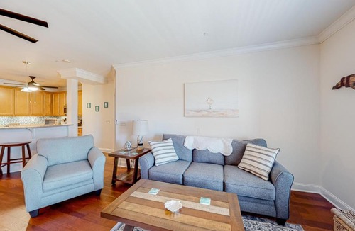 Supply Apartment | Dolphin Shores, Unit 3
