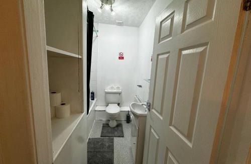 Accrington House | Double bed BW3 Accrington Burnley