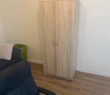 Wolverhampton House | double room in wolverhampton