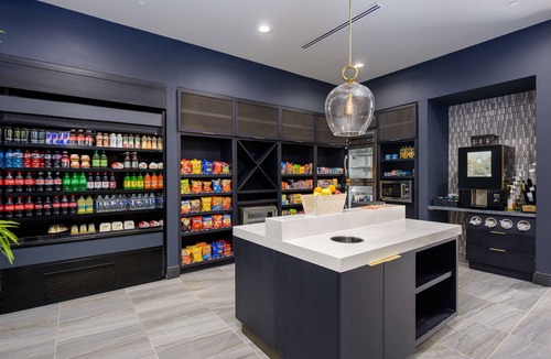 Northeast Raleigh Hotel | DoubleTree by Hilton Raleigh Midtown, NC