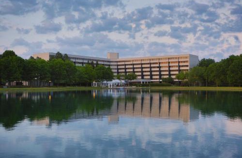 Durham Hotel | DoubleTree Suites by Hilton Raleigh-Durham