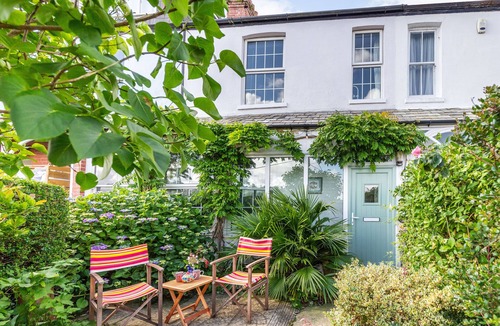 West Looe Cottage | DOWNLEA, pet friendly, character holiday cottage in Looe